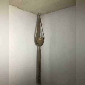 Tan Macrame Plant Hanger. NEW.